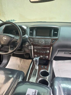 Foreign Used 2014 Nissan Pathfinder SL - 2