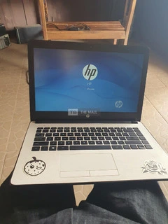 HP 14-bs0xx Intel Core i3