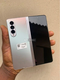 Samsung Galaxy Z Fold 3 - 3