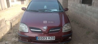 Nissan Almera 2000 with Custom Paper - 5