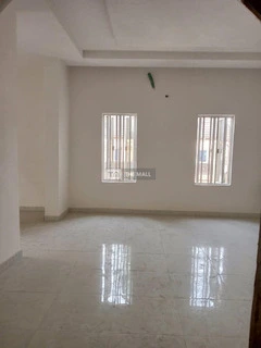 9bdrm Duplex in Eliozu for Sale - 3