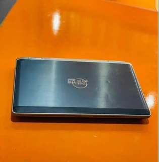 Dell Latitude 5230