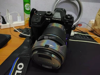 Olympus OM-D E-M1X - 4