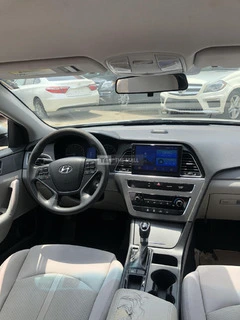 2017 Foreign Used Hyundai Sonata - 4