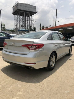 2017 Foreign Used Hyundai Sonata - 7