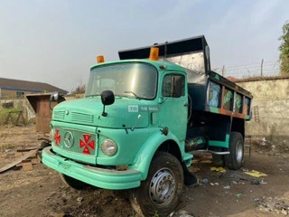 Mercedes Benz 911 Tipper Truck for Sale - 2