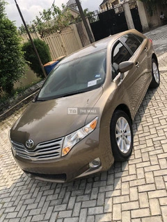 2011 Foreign Used Toyota Venza - 2