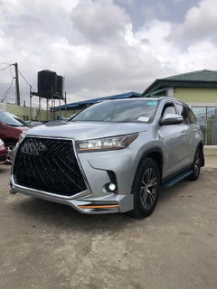 2019 Foreign Used Toyota Highlander - 2