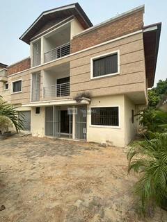 6 Bedroom Semi Detached Duplex For Rent