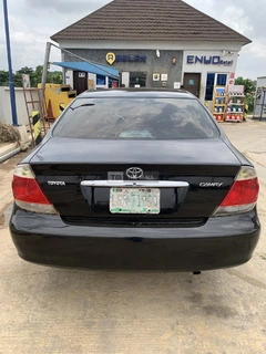 Naija Used 05 Toyota Camry - 2