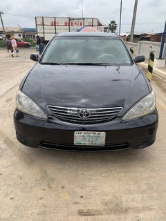 Naija Used 05 Toyota Camry - 3