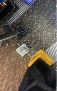 Fully Equipped Barbing Salon for Sale - 2