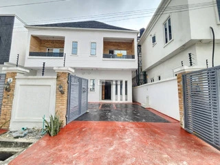 Luxury 4 Bedroom Duplex for Sale