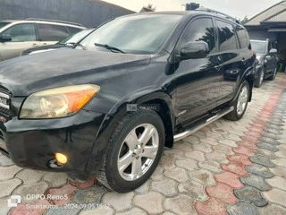 Toyota Rav4 2007 - 4