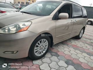 2006 Toyota Sienna, XLE