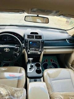 Toyota Camry 2012 - 3