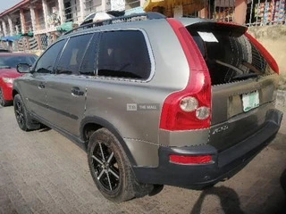 Volvo XC90 2005