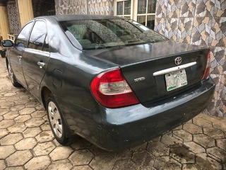 Clean Reg Toyota Camry LE 2003