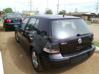 2005 Volkswagen Golf - 3