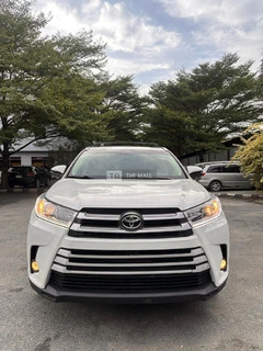 2016 Toyota Highlander- White