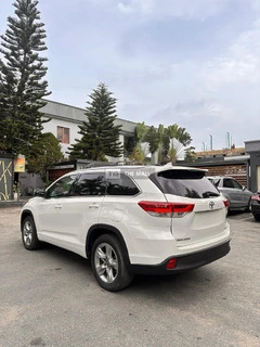 2016 Toyota Highlander- White - 3