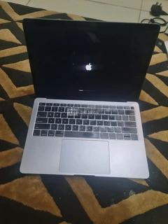 MacBook Air 2019 - 2