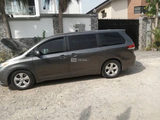 Toyota Sienna 2012 Model