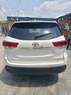 2015 Toyota Highlander TOKUNBO