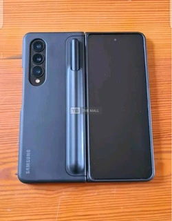 Samsung Galaxy Fold 4 - 4