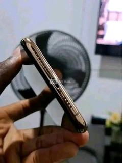 IPhone X - 4