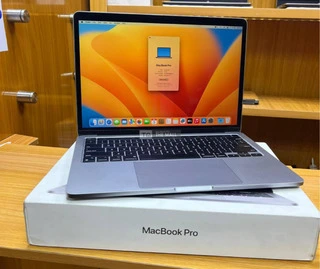 MacBook Pro - 3
