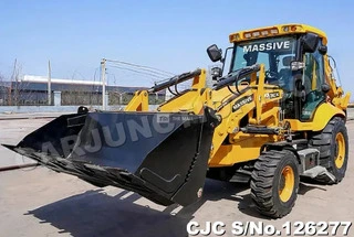 Massive 3CX Backhoe Loader For Sale - 2