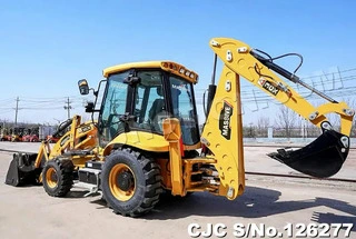 Massive 3CX Backhoe Loader For Sale - 3