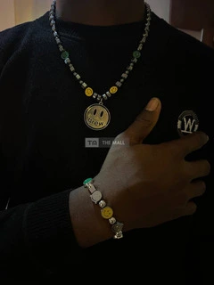 Smiley Drew Necklace - 2