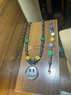 Smiley Drew Necklace - 3