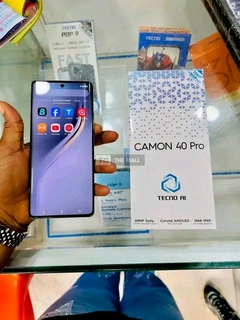 Tecno Camon 40 Pro - 4