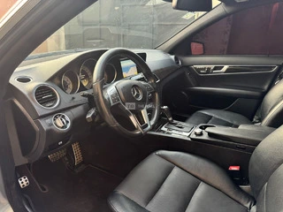 Mercedes Benz C300 - 5