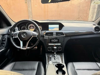Mercedes Benz C300 - 6
