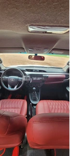 Toyota Hilux 2019 (Manual Drive) - 4