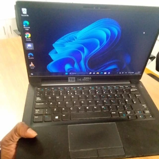 Laptop Dell Latitude 7390 16GB Intel Core i7 - 2