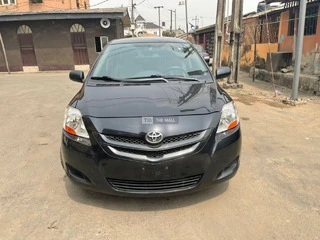Clean Toyota Yaris for Sale