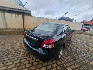 Clean Toyota Yaris for Sale - 4