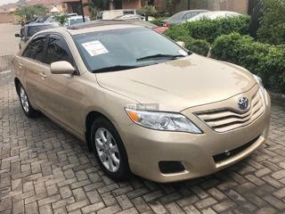 Super Clean Toyota Camry 2010 Model - 2