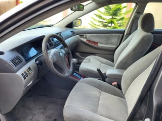 Clean Toyota Corolla LE for Sale - 3