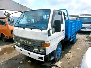 Toyota Dyna 200 for Sale - 3