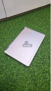 Dell Latitude 7240 - 6