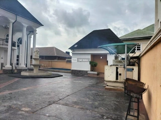 Fully Furnished 5 Bedrooms Duplex - 4