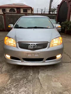 Clean Toyota Yaris 2008