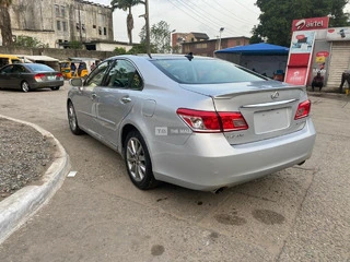 Neat Lexus ES 350 - 2