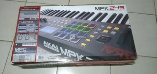 AKAI Professional MPK249